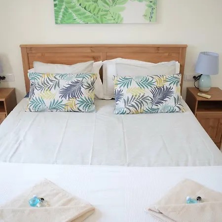 Imogen With New Heated Swimming Pool Коста Бланка