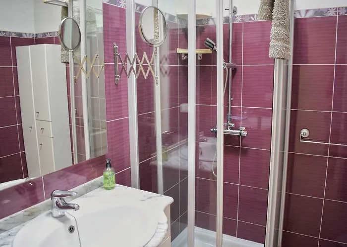 Imogen With New Heated Swimming Pool Villa *