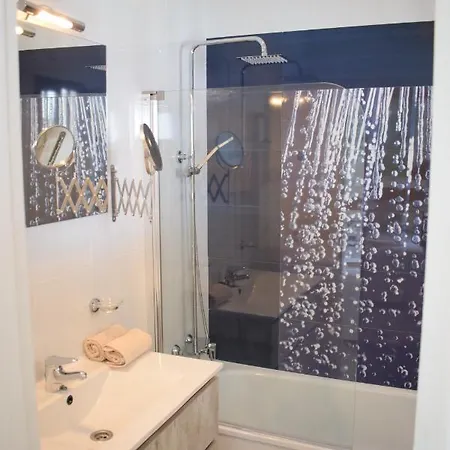 别墅 Imogen With New Heated Swimming Pool