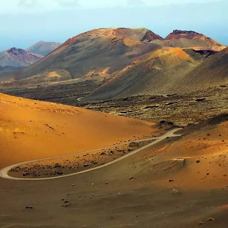 Imogen With New Heated Swimming Pool Villa Playa Blanca
