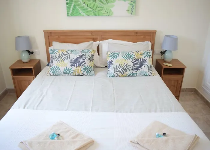 Imogen With New Heated Swimming Pool 플라야블랑카